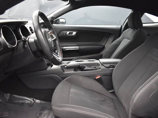 2022 Ford Mustang EcoBoost