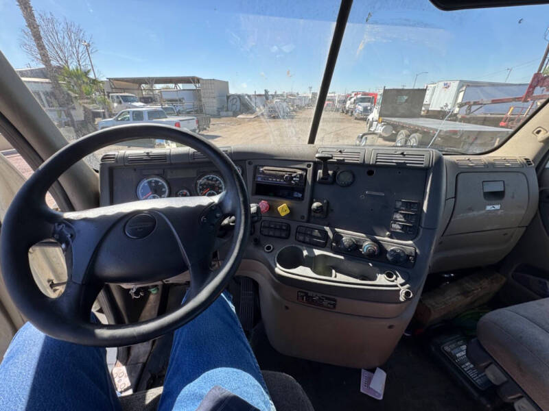 2016 Freightliner Cascadia