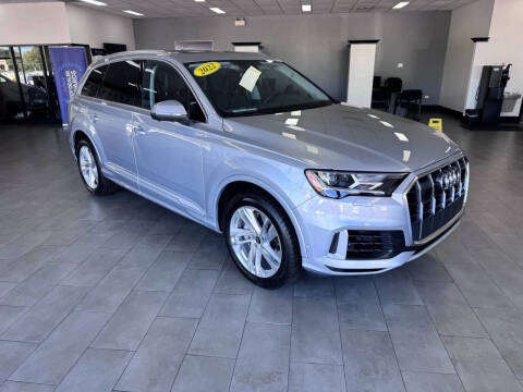 2022 Audi Q7 quattro Premium Plus 55 TFSI