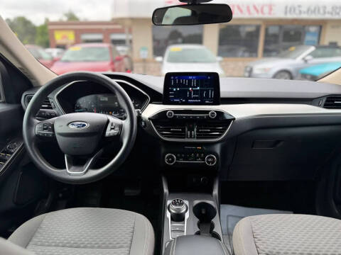2020 Ford Escape SE