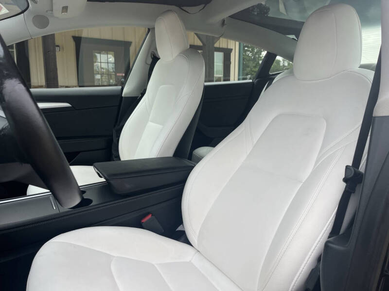2023 Tesla Model 3 Performance