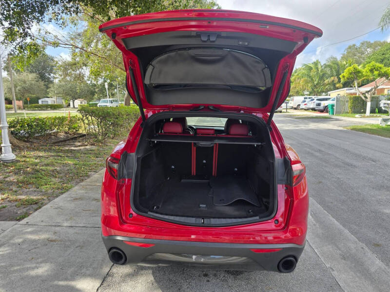 2022 Alfa Romeo Stelvio Sprint