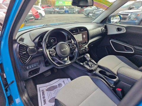 2023 Kia Soul GT-Line