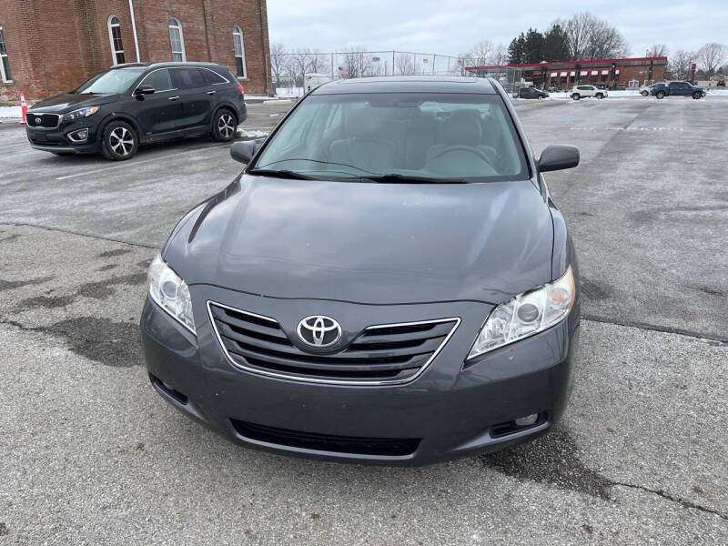 Used 2008 Toyota Camry XLE with VIN 4T1BK46K08U056992 for sale in Etna, OH