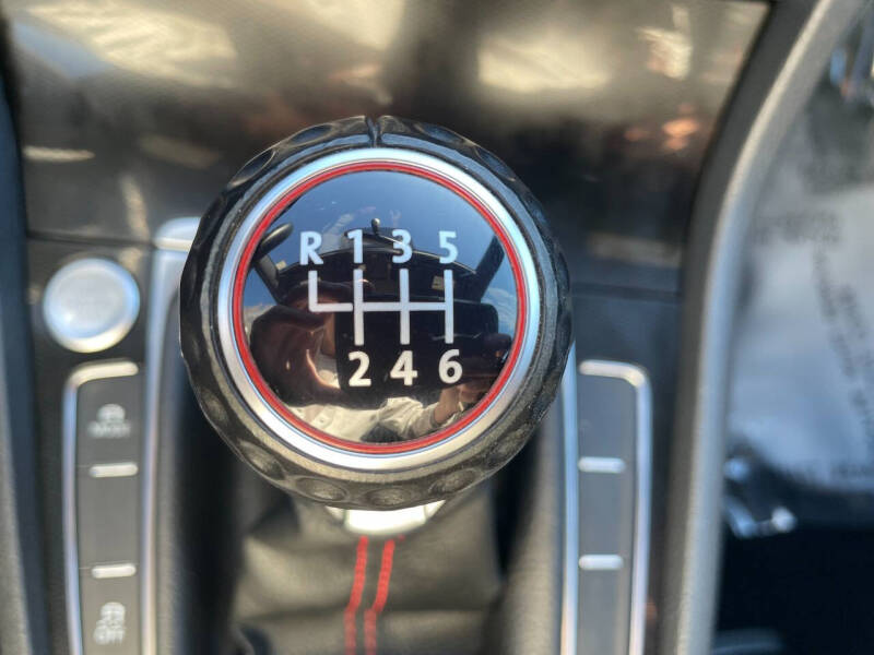 2017 Volkswagen Golf GTI Autobahn