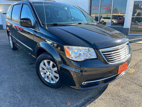 2014 Chrysler Town and Country for sale at HIGHLINE AUTO LLC in Kenosha WI