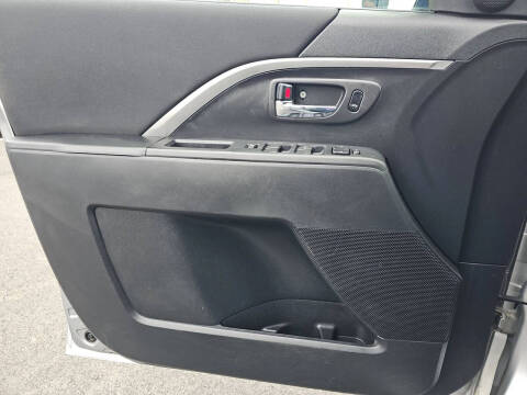 2015 Mazda MAZDA5 Sport