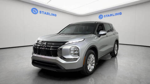 2025 Mitsubishi Outlander ES