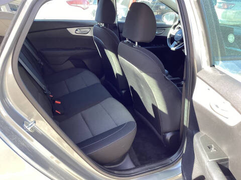 2022 Kia Forte FE