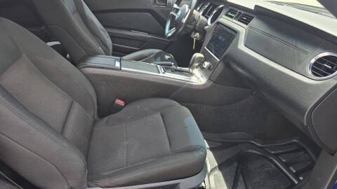2013 Ford Mustang V6 Premium