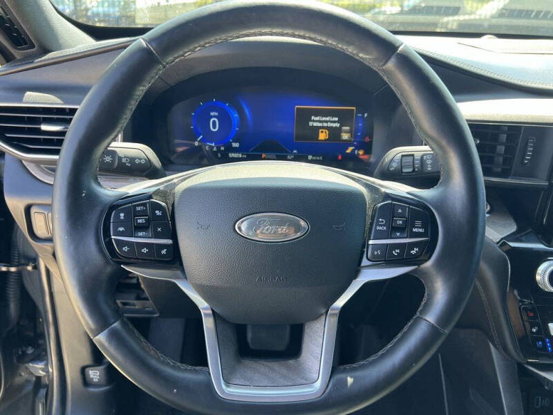 2022 Ford Explorer Platinum
