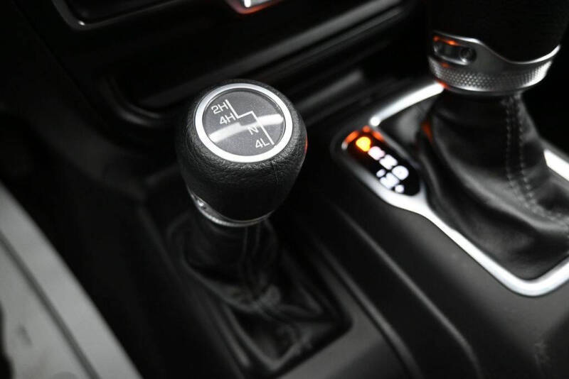 2025 Jeep Gladiator NightHawk