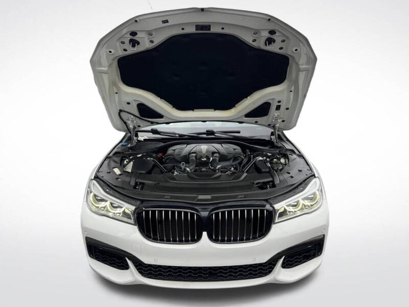 2016 BMW 7 Series 750i xDrive