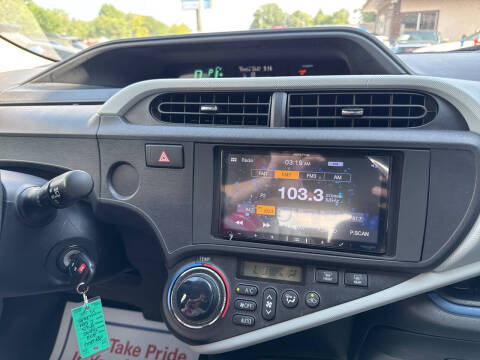 2012 Toyota Prius c Two