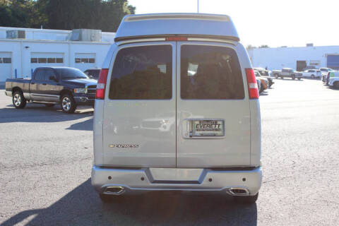 2025 Chevrolet Express 2500