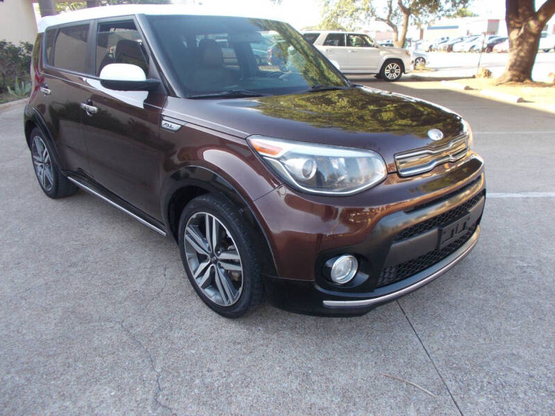 2017 Kia Soul +