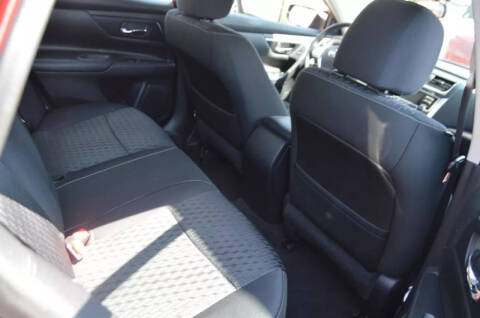 2016 Nissan Altima 2.5 SR