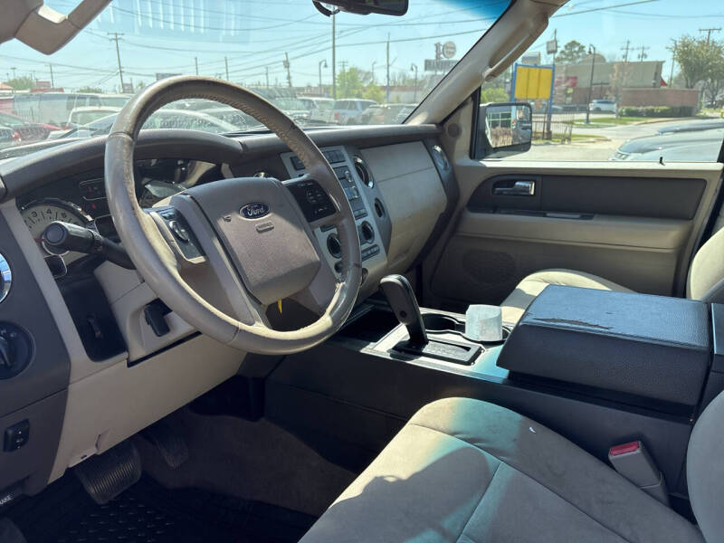 2012 Ford Expedition XLT