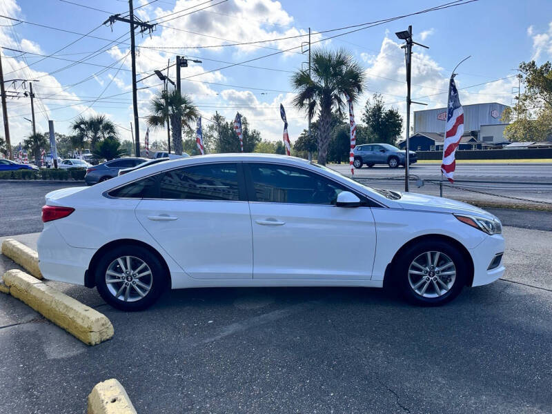 2016 Hyundai Sonata SE photo 5