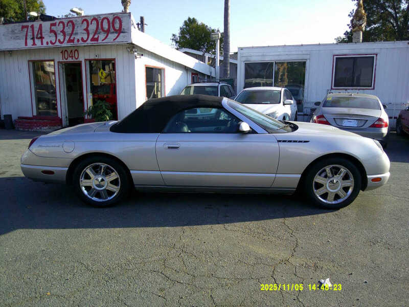 2004 Ford Thunderbird Deluxe