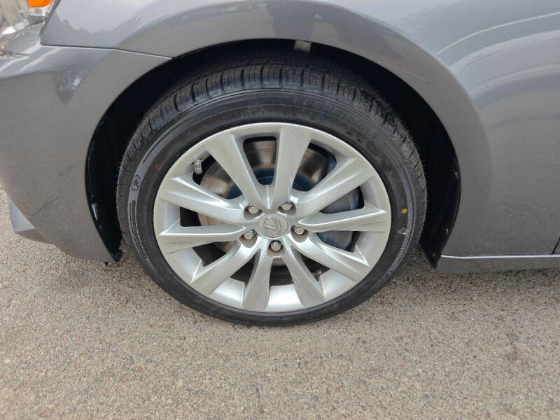 2016 Lexus IS 200t