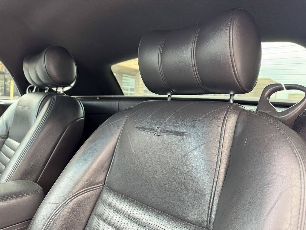 2002 Ford Thunderbird 13