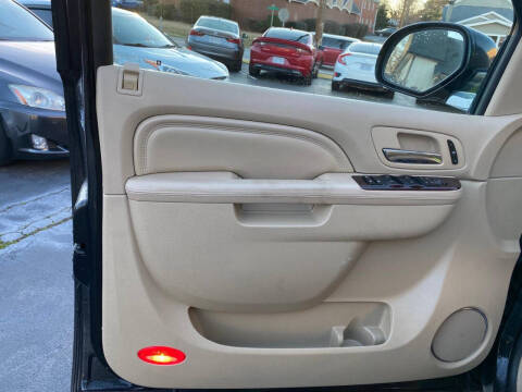 2011 Cadillac Escalade Premium