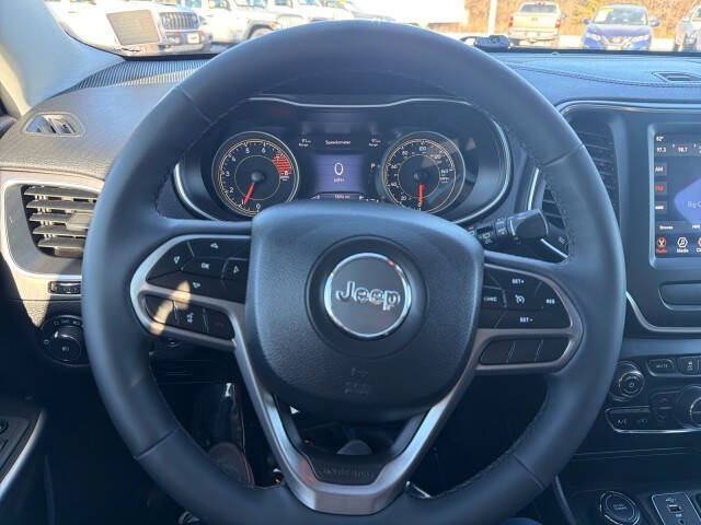 2022 Jeep Cherokee Latitude Lux