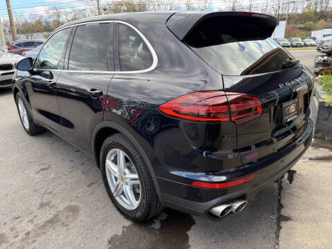 2016 Porsche Cayenne S
