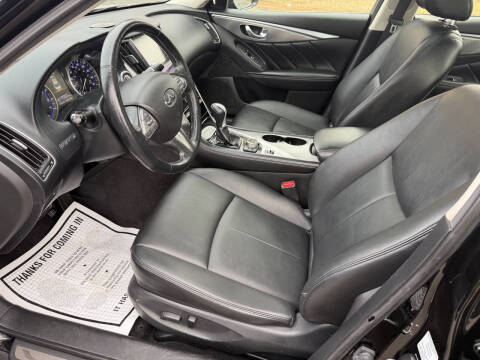 2015 Infiniti Q50 Premium