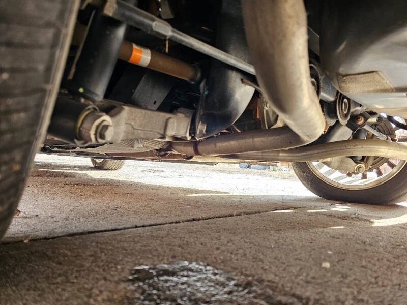 2005 Ford Thunderbird Deluxe