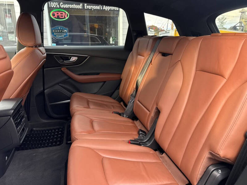 2022 Audi Q7 quattro Premium Plus 55 TFSI