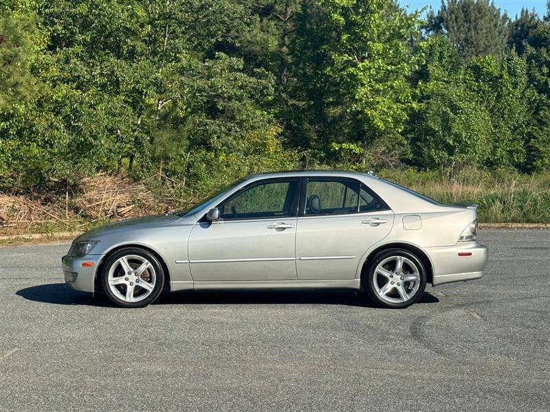 2004 Lexus IS 300
