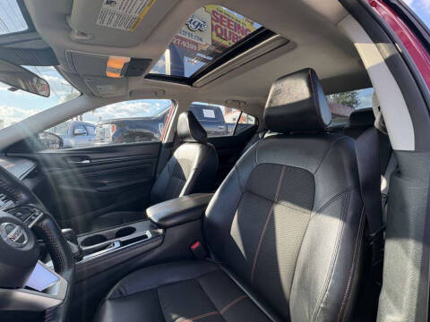 2020 Nissan Altima 2.5 SR