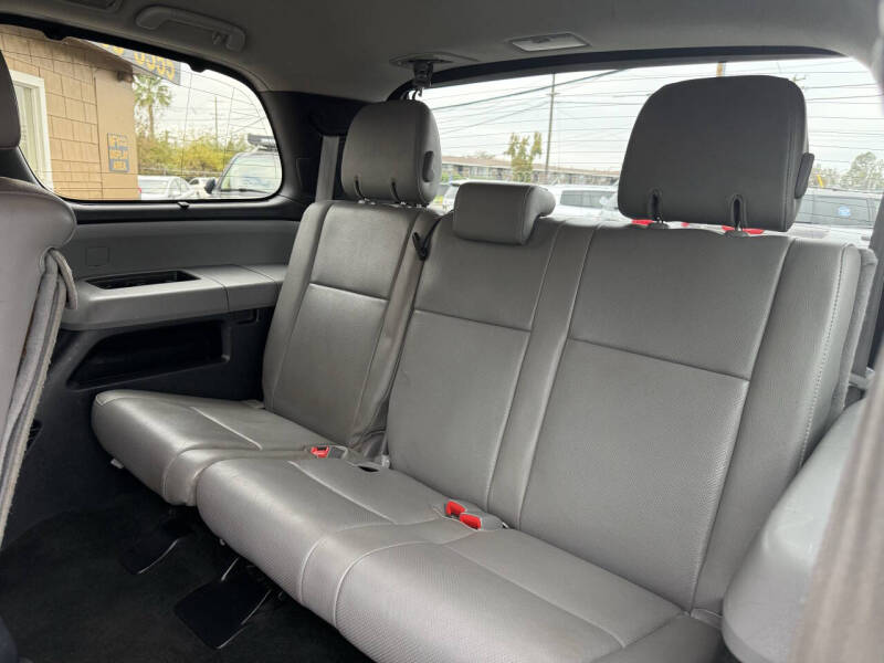 2012 Toyota Sequoia Platinum