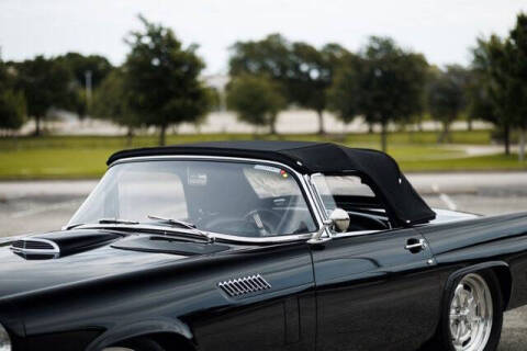 1956 Ford Thunderbird