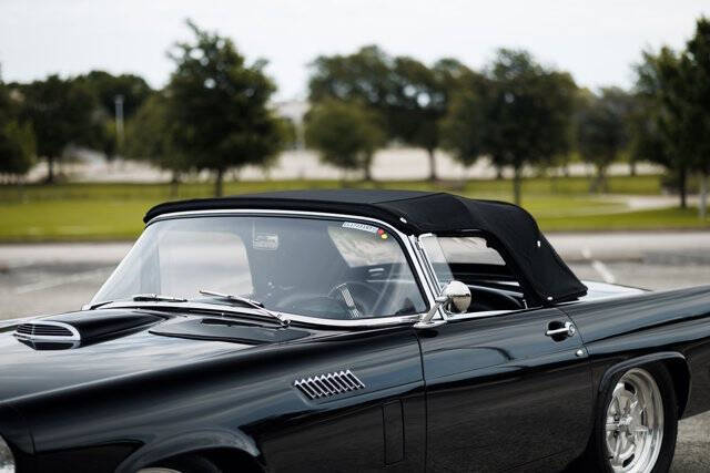 1956 Ford Thunderbird