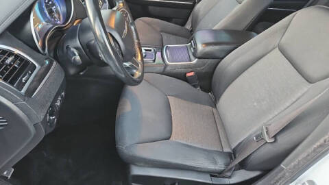 2019 Chrysler 300 Touring