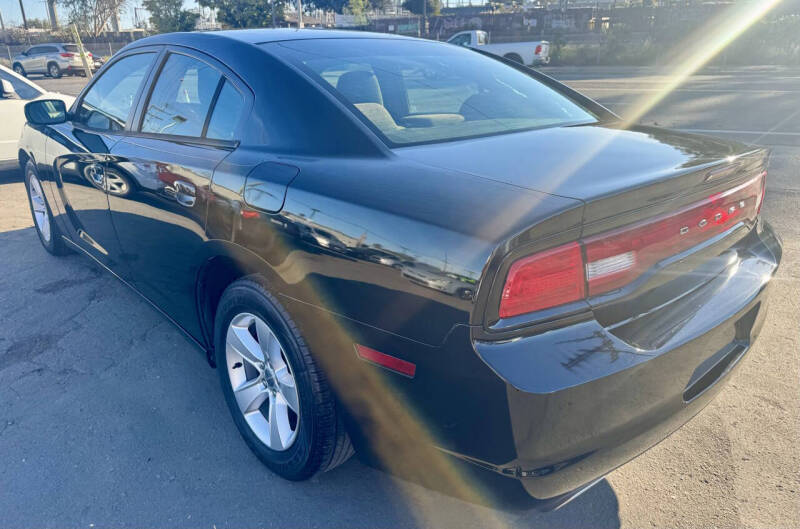 2014 Dodge Charger SE