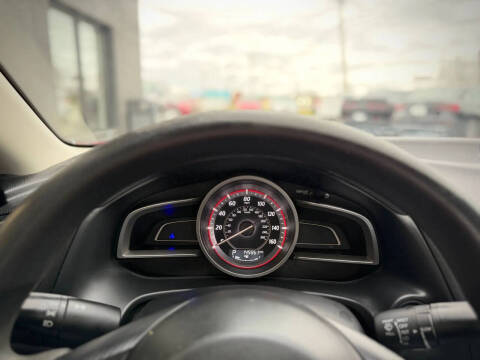 2015 Mazda MAZDA3 i SV