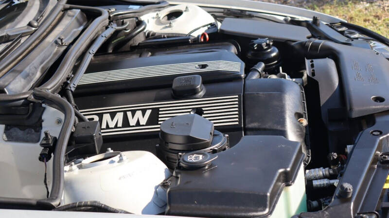 2002 BMW 3 Series 325Ci