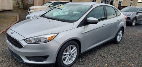 2018 Ford Focus for sale at Deanas Auto Biz in Pendleton OR