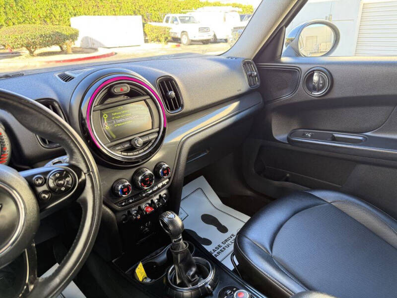 2017 MINI Countryman Cooper