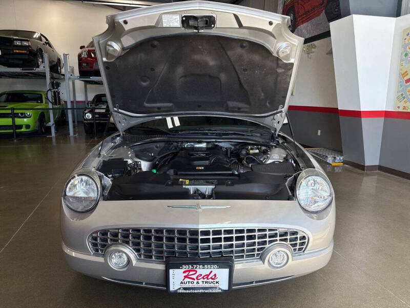 2004 Ford Thunderbird Deluxe