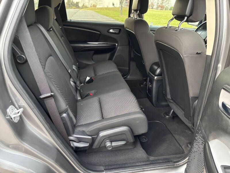 2012 Dodge Journey SE