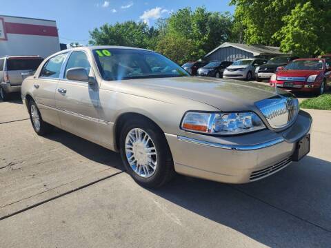2010 Lincoln Town Car for sale at Quallys Auto Sales in Olathe KS