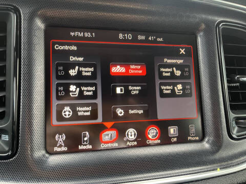 2015 Dodge Challenger SXT Plus