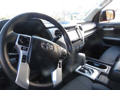 2019 Toyota Tundra SR5