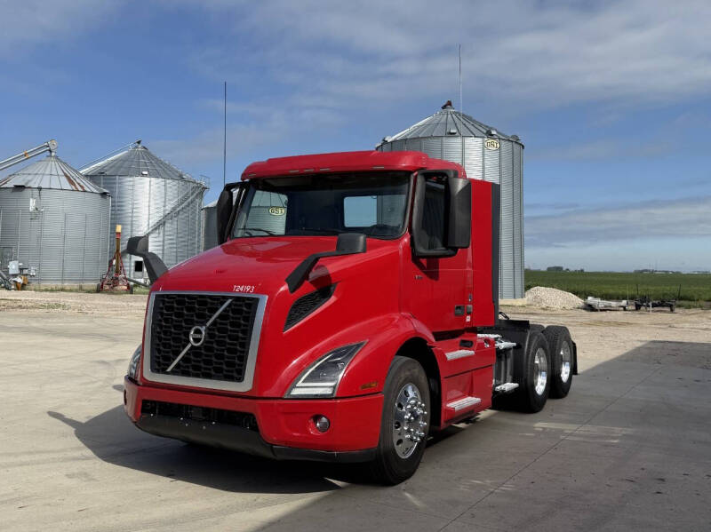 2020 Volvo VNR