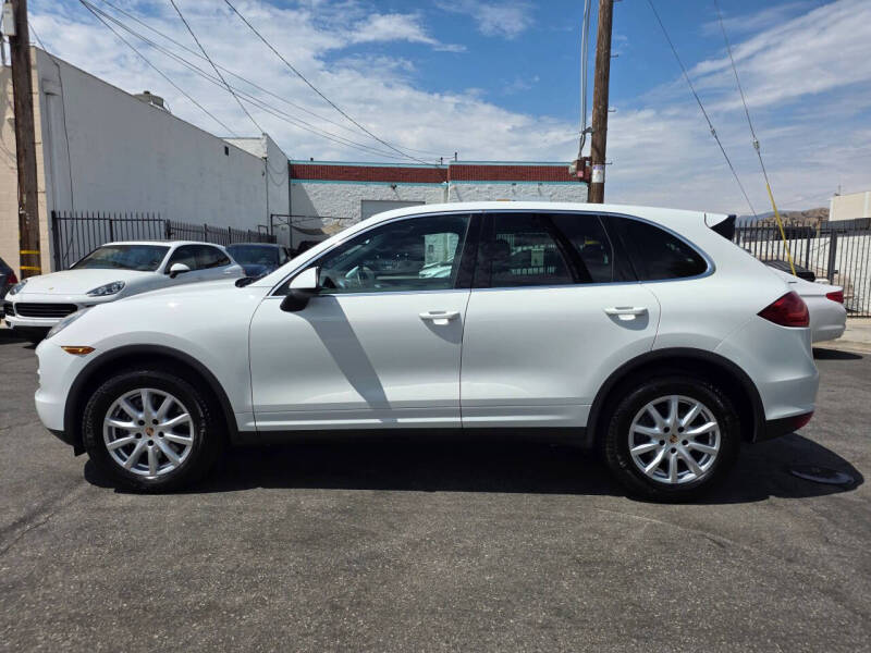 2014 Porsche Cayenne Platinum